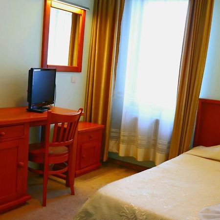 Family Hotel Nadine Bansko Bagian luar foto