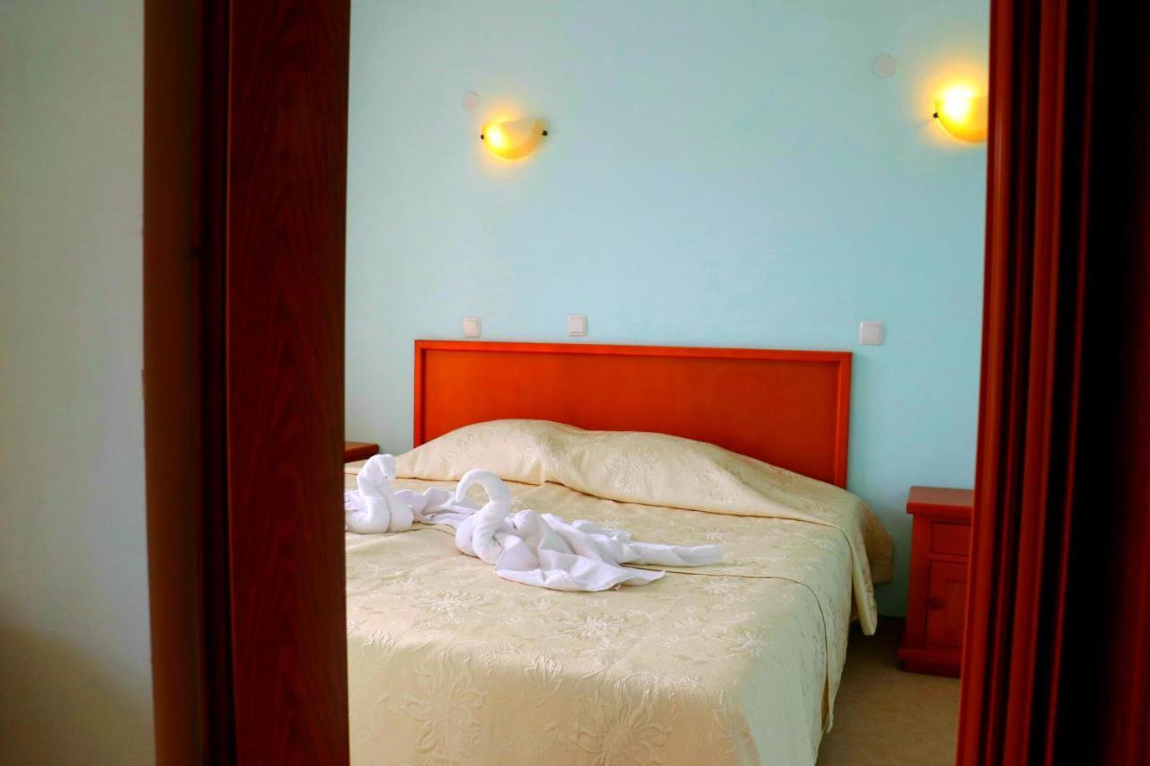 Family Hotel Nadine Bansko Bagian luar foto