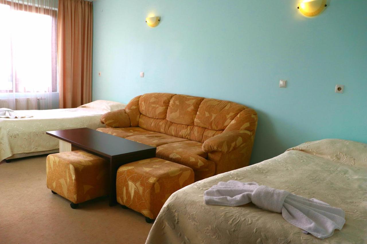 Family Hotel Nadine Bansko Bagian luar foto
