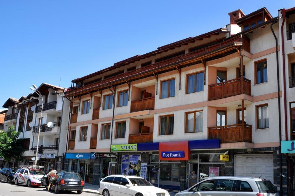 Family Hotel Nadine Bansko Bagian luar foto